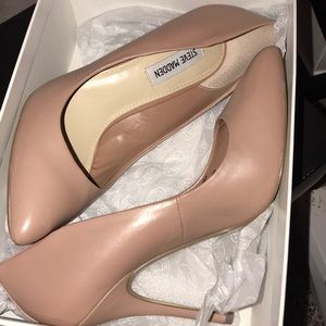 Nude pumps Steve Madden